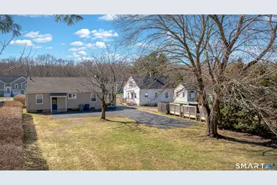 233 Unionville Avenue, Plainville, CT 06062 - Photo 33