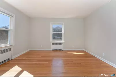 233 Unionville Avenue, Plainville, CT 06062 - Photo 23