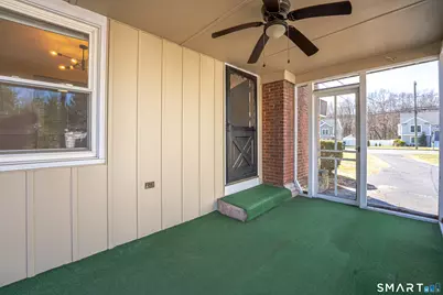 233 Unionville Avenue, Plainville, CT 06062 - Photo 31