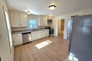 55 Battey St, Putnam, CT 06260 - Photo 5