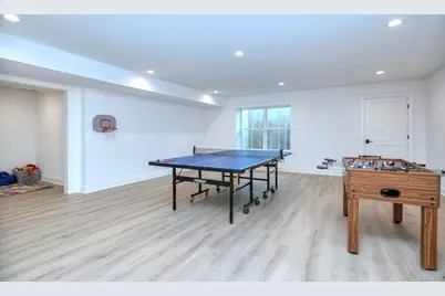 359 Reid Street, Fairfield, CT 06824 - Photo 35