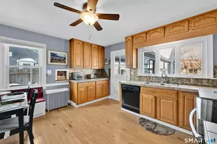 80 Cowles St, Hartford, CT 06114 - Photo 13