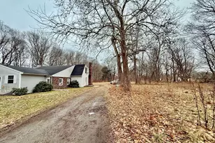 79 Elmwood Heights, Colchester, CT 06415 - Photo 3