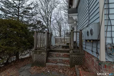 76 Laurel Hill Avenue, Norwich, CT 06360 - Photo 5