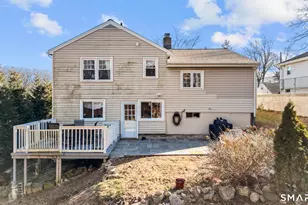 540 Lakeside Dr, Bridgeport, CT 06606 - Photo 3