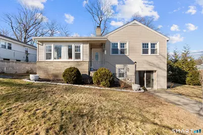540 Lakeside Drive, Bridgeport, CT 06606 - Photo 1