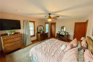 16 Meriden Ave, Meriden, CT 06451 - Photo 13