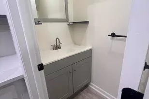 3370 Madison Ave, Bridgeport, CT 06606 - Photo 11