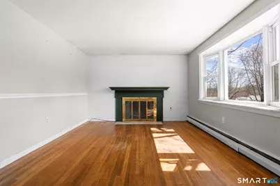 17 Dune Road, Enfield, CT 06082 - Photo 7