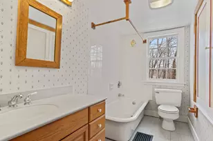 21 Old Hwy, Wilton, CT 06897 - Photo 17