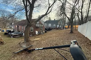 203 Spring St, Meriden, CT 06451 - Photo 5