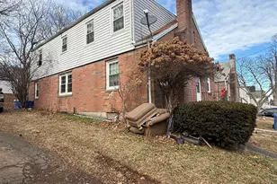 203 Spring St, Meriden, CT 06451 - Photo 3