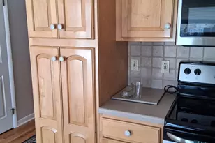 250 Centerbrook Rd, Hamden, CT 06518 - Photo 3