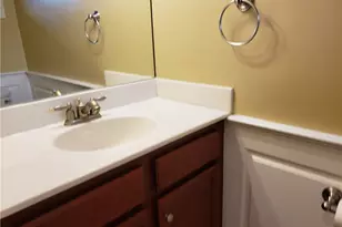 38 Smith Ave, Waterbury, CT 06708 - Photo 7