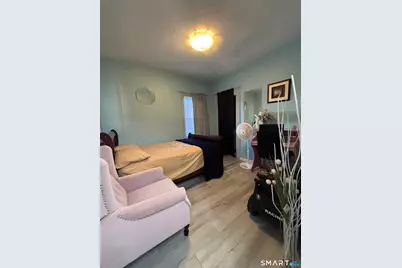 42 Bliss Street, Hartford, CT 06114 - Photo 11