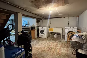 42 Bliss St, Hartford, CT 06114 - Photo 17