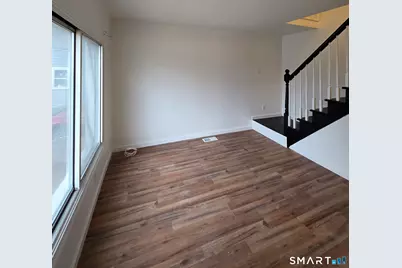 784 Howe Avenue, Shelton, CT 06484 - Photo 9