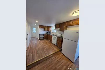 784 Howe Avenue, Shelton, CT 06484 - Photo 3