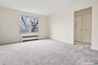 46 Nob Hill Circle #C, Bridgeport, CT 06610 - Photo 5