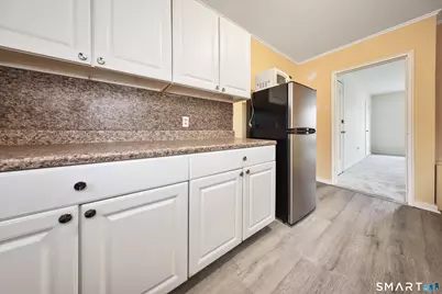 46 Nob Hill Circle #C, Bridgeport, CT 06610 - Photo 15