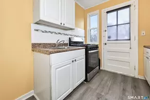 46 Nob Hill Cir, Bridgeport, CT 06610 - Photo 13