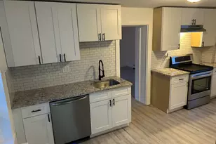 7 Rose St, Norwich, CT 06360 - Photo 5