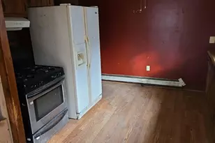 150 Jackson St, Thomaston, CT 06787 - Photo 3