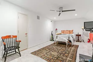 77 Locust Ave, New Canaan, CT 06840 - Photo 13