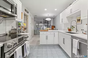 77 Locust Ave, New Canaan, CT 06840 - Photo 3