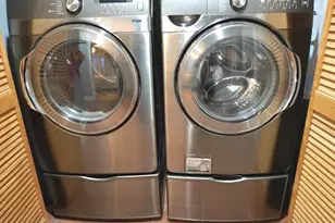 1093 Shippan Ave, Stamford, CT 06902 - Photo 7