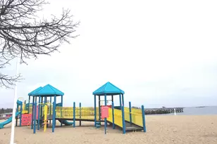 1093 Shippan Ave, Stamford, CT 06902 - Photo 33