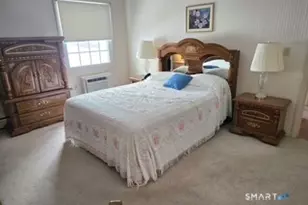 1162 Middle Turnpike W, Manchester, CT 06040 - Photo 11