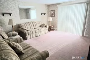 1162 Middle Turnpike W, Manchester, CT 06040 - Photo 3