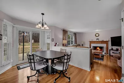 22 Commodore Hull Drive, Derby, CT 06418 - Photo 5