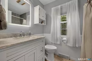 22 Commodore Hull Dr, Derby, CT 06418 - Photo 11