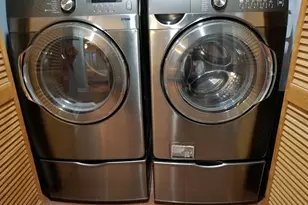 1093 Shippan Ave, Stamford, CT 06902 - Photo 7