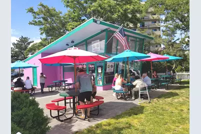 1093 Shippan Avenue, Stamford, CT 06902 - Photo 37