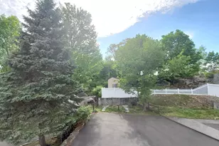 39 Nash Pl, Norwalk, CT 06854 - Photo 27