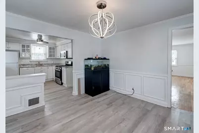 50 Pleasant Drive, Hamden, CT 06514 - Photo 9