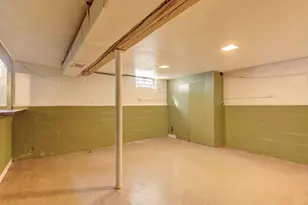 50 Pleasant Dr, Hamden, CT 06514 - Photo 29