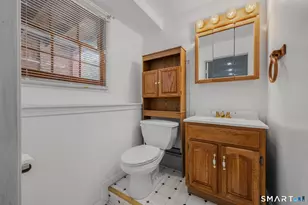 335 Judson Ave, Groton, CT 06355 - Photo 33