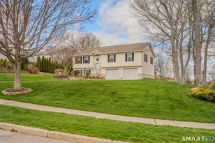 8 Heartwell Dr, Groton, CT 06340 - Photo 5