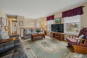 8 Heartwell Dr, Groton, CT 06340 - Photo 9