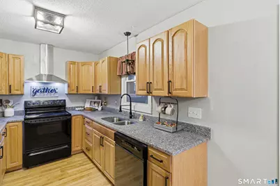 28 Juniper Lane, Griswold, CT 06351 - Photo 15