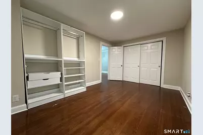 70 Hawthorne Street, Bridgeport, CT 06610 - Photo 11