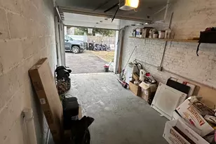 70 Hawthorne St, Bridgeport, CT 06610 - Photo 7