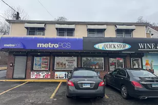 47 Pershing Dr, Ansonia, CT 06401 - Photo 1