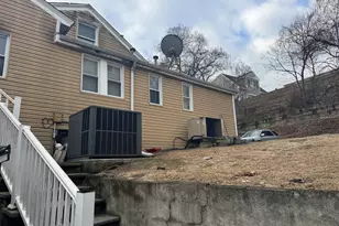 47 Pershing Dr, Ansonia, CT 06401 - Photo 3