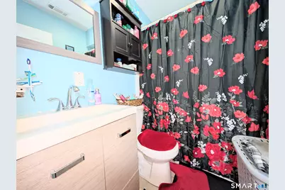 188 Holly Street, Bridgeport, CT 06607 - Photo 27