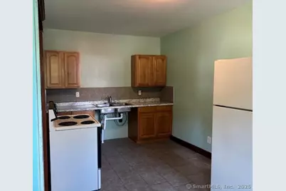 32 Linnell Street #34, Plainfield, CT 06354 - Photo 5